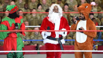 The New Day, Carmella & R-Truth bring holiday cheer to Fort Hood: WWE Tribute to the Troops, Dec. 20, 2018