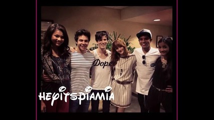 Bella Thorne,zendaya,pia Mia,garrett Backstroom and Remy Thorne Pictures
