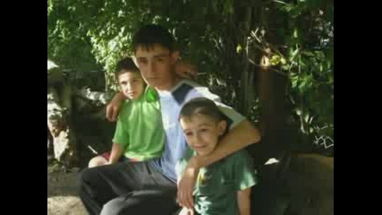 Децата на Цхинвал -Южна  Осетия-Алания
