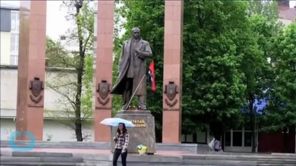 Ukraine Criminalizes Communism Sympathy, Bans Soviet Symbols