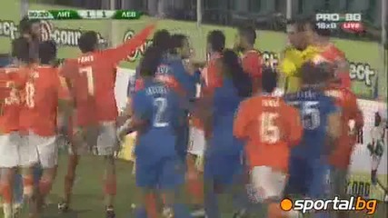 Бой между играчите на Левски и Литекс 25.10.2010
