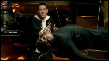 Eminem ft.dr Dre Skylar Grey - I need a doctor