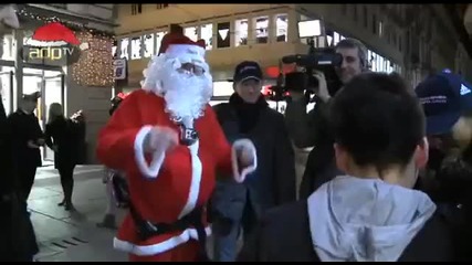 Алесандро Дел Пиеро се маскира като Дядо Коледа !
