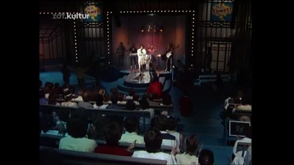 Opus - Live is Life ( Tv 1985)