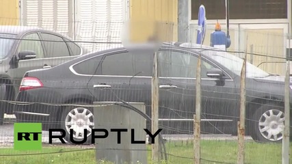 Russia/Estonia: Prisoner exchange occurs at border over Piusa River