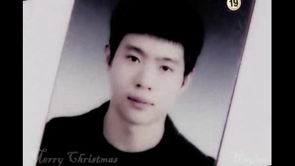Merry Christmas Blackkxstar White Christmas- Howls sending Chills