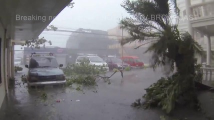 Тайфунът Хайян опустоши части от Филипините - кадри от очевидец