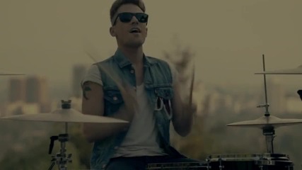 Lawson - Brokenhearted ft. B.o.b.