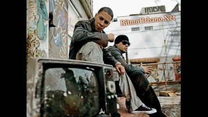 Daddy Yankee & Jory, Arcangel, B Rasta, Gringo, Guelo and more... - Bien Comodo