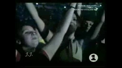 Robbie Williams - Angels (live At Manchester Arena 2000)