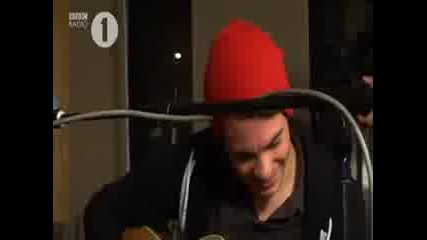Paramore - Ignorance (live) (acoustic) 