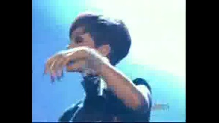 Rihanna - Take A Bow ( Live At Bet Awards 2008 )
