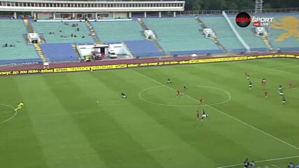 Жорди Кайседо реши всичко в срещата