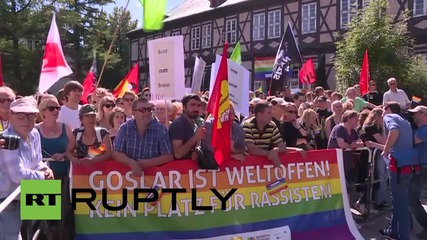 Germany: Police detain antifa activists during far-right rally in Goslar