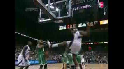 Josh Smith Dunks On Perkins