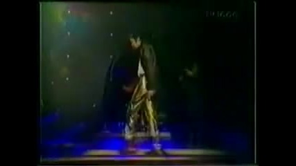 {live} Michael Jackson - You Are Not Alone