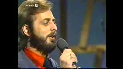 Johnny Cash & Statler Brothers - Guess Things Happen That Way + Bed Of Roses