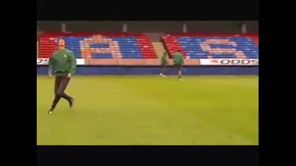 Cristiano Ronaldo Freestyle 2009 [hd]