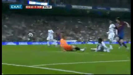 Real Madrid - Barcelona 0:1 Страхотен гол на Лионел Меси 10.04.2010 