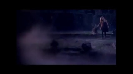 Avril Lavigne Forbidden Rose Tv Commerical - Official