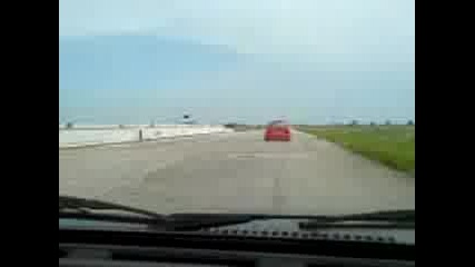 Fiat Uno Turbo - Ned vs. Golf Gti.3gp