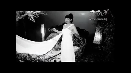 Софи Маринова - Боледувам (official Music Video) 