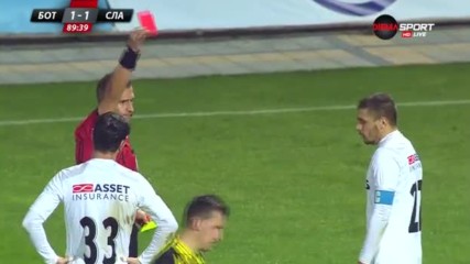 Емил Мартинов върна жеста и двата отбора са с по 10