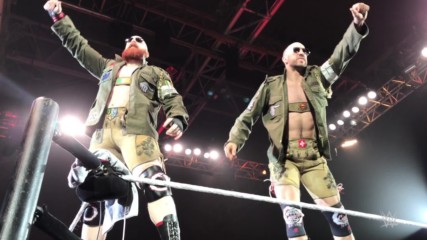 Sheamus fools Cesaro, presents him his own Lederhosen in Munich, Germany