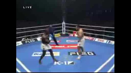 Melvin Manhoef vs Ray Sefo големи машини