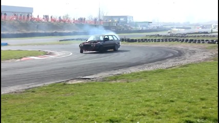 Bmw E30 V8-drift!