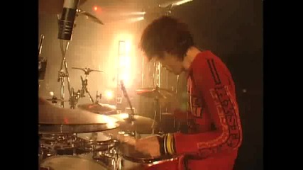 Larc En Ciel - Shout at the Devil 