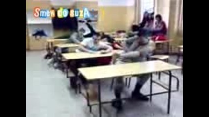 Танц по време на час 