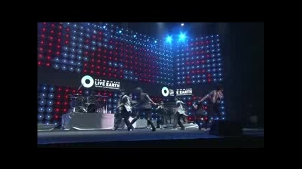 Rihanna - Pon de Replay (live Earth 2007)
