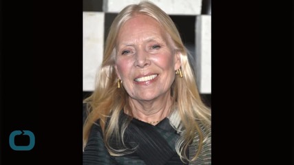 Singer-songwriter Joni Mitchell Hospitalized