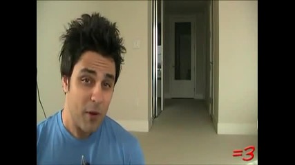 =3 By Ray William Johnson - In Soviet Russia 