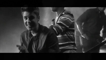 Justin Bieber - Fa La La ft. Boyz Ii Men