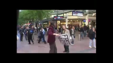 Free Hugs Campaign - Official Page (music by Sick Puppies.net ) 