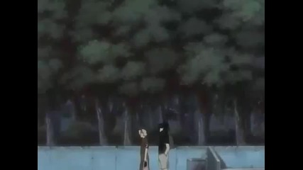 Саске срущи Наруто
