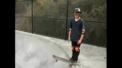 How to Do Basic Skateboarding Tricks - How to Drop in for Skateboarding Tricks