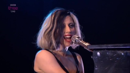 На живо! Lady Gaga - The Edge Of Glory