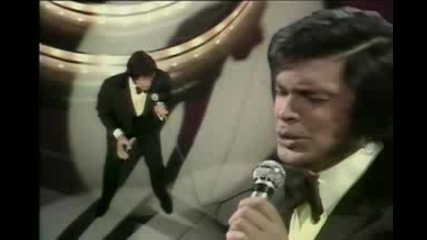 Engelbert Humperdinck - Am I That Easy To Forget