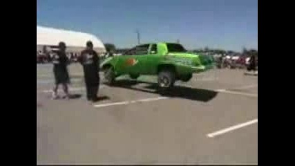 Откачен Lowrider.
