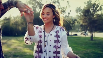 Demi Lovato - Give Your Heart A Break ( Official Video )