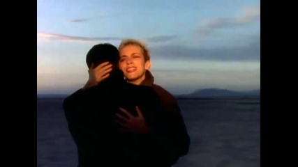 Eurythmics - You Have Placed A Chill In My Heart [ високо качество ]