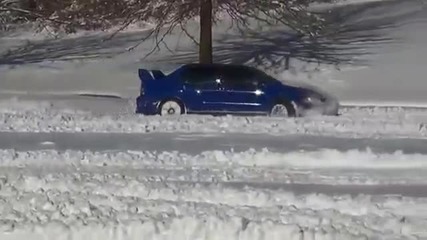 Mitsubishi Lancer Evolution Viii Snow