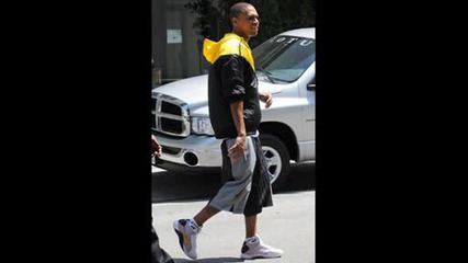 Chris Brown feat. Kikey Baby - Smash