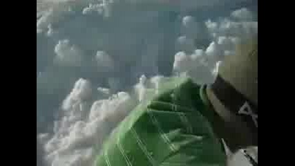 Идиот Се Пребива Със Ски