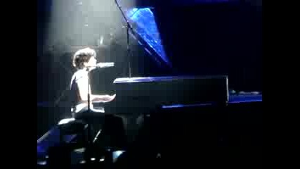 Jonas Brothers - A Little Bit Longer (nick Cries) Hq