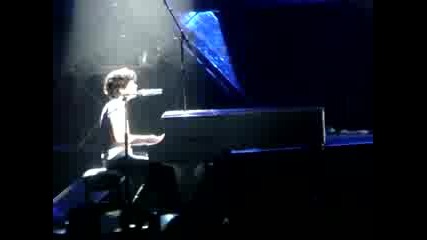 Jonas Brothers - A Little Bit Longer (nick Cries) Hq