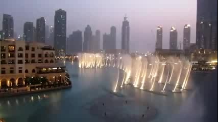 В Дубай-фонтани синхронизирани с песента на Уитни Хюстън "i Will Always Love You"!